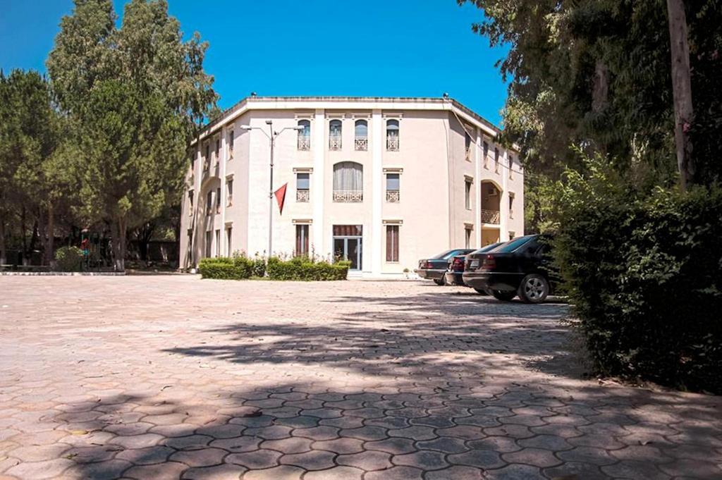 Kriva Resort 爱尔巴桑 外观 照片